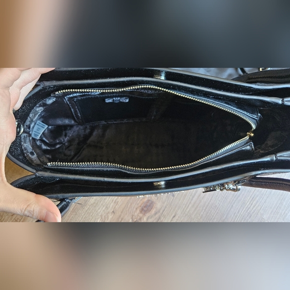 Karl Lagerfeld Paris Jolie Tote - Picture 3 of 4